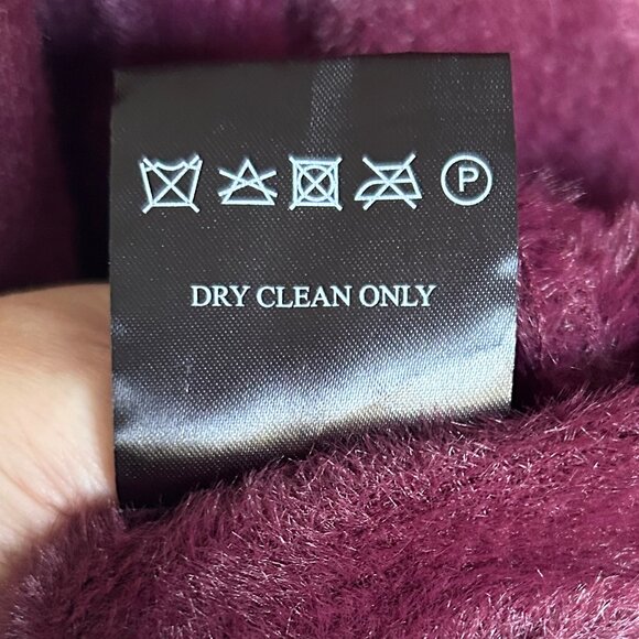 NWT Love Token Bateau Neck or Off Shoulder Fuzzy Long Sleeve Fitted Sweater Sz M - Picture 8 of 9